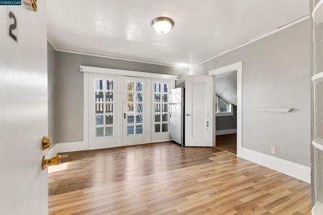 5315 Cole St, Oakland, CA 94601