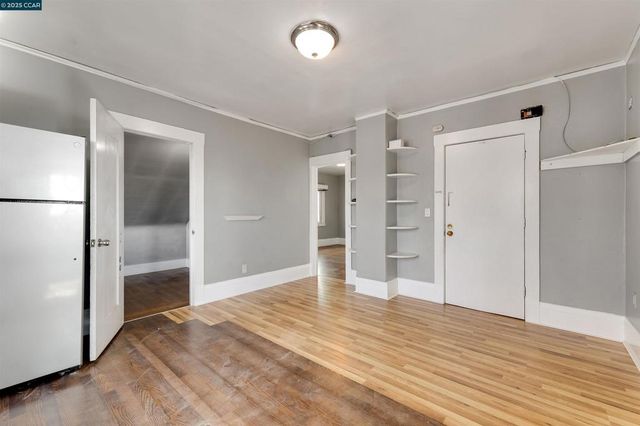 5315 Cole St, Oakland, CA 94601