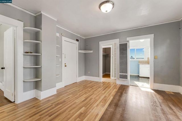 5315 Cole St, Oakland, CA 94601