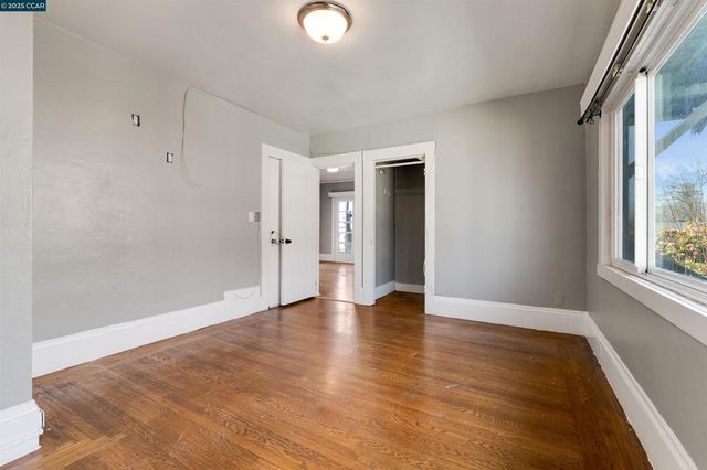 5315 Cole St, Oakland, CA 94601