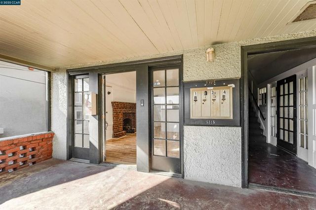 5315 Cole St, Oakland, CA 94601