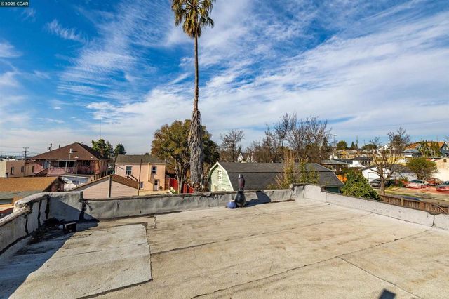 5315 Cole St, Oakland, CA 94601