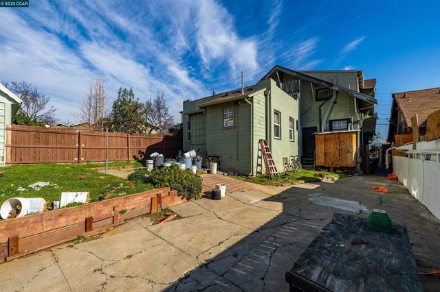 5315 Cole St, Oakland, CA 94601