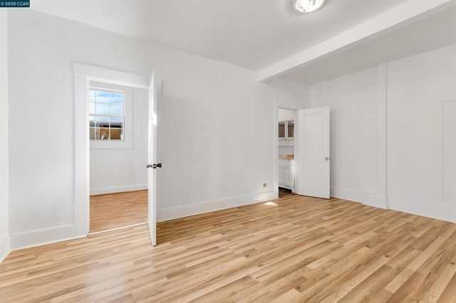 5315 Cole St, Oakland, CA 94601