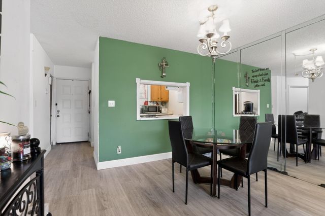 11477 NW 39th Court 307-1, Coral Springs, FL 33065