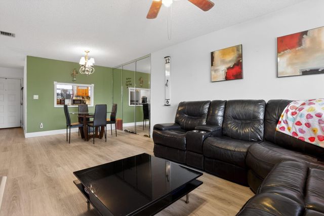 11477 NW 39th Court 307-1, Coral Springs, FL 33065