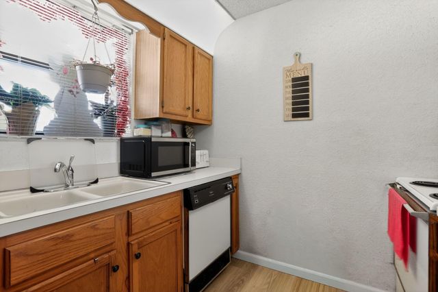 11477 NW 39th Court 307-1, Coral Springs, FL 33065