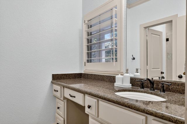 420 Whispering Meadow, Magnolia, TX 77355