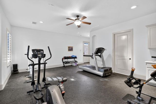 420 Whispering Meadow, Magnolia, TX 77355