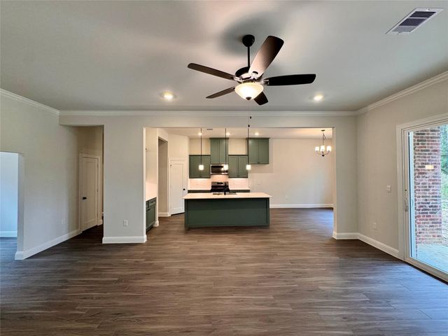 4212 Road 66126, Dayton, TX 77535