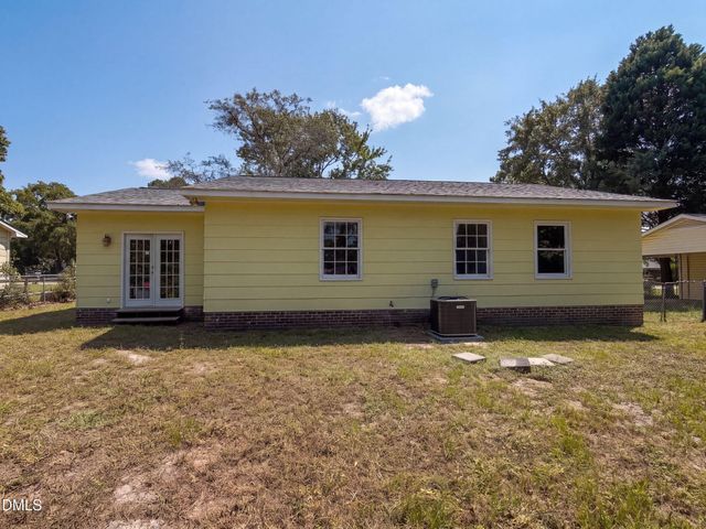 3632 Metric Drive, Hope Mills, NC 28348