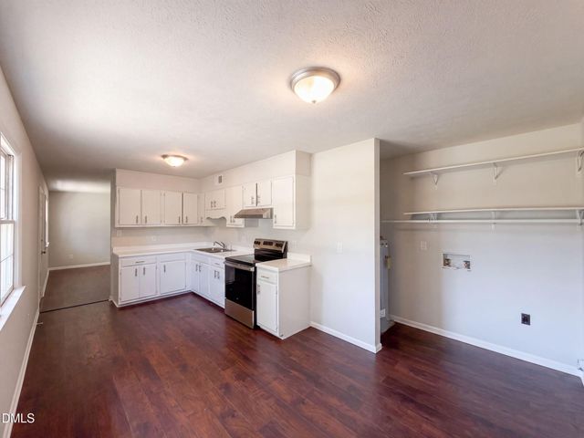3632 Metric Drive, Hope Mills, NC 28348