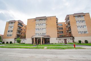 1633 River Street 2A, Des Plaines, IL 60016