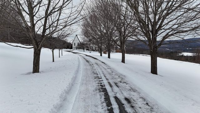 1035 Holy Smoke Road, Shaftsbury, VT 05262