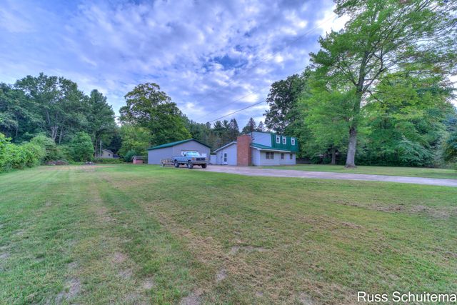 1880 E Michillinda Road, Twin Lake, MI 49457