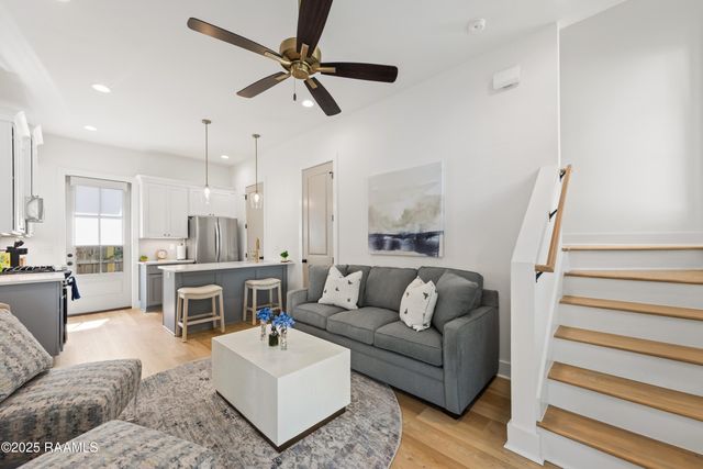 204 Steiner Oaks, Lafayette, LA 70508