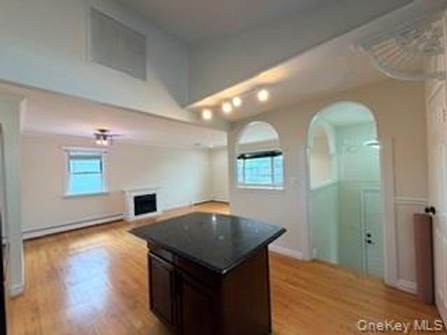 23 W Alhambra Avenue, Lindenhurst, NY 11757