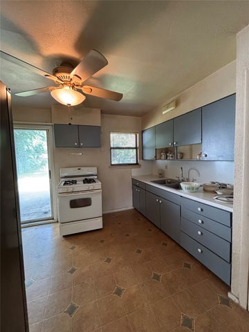 1012 Harris Drive, Euless, TX 76039