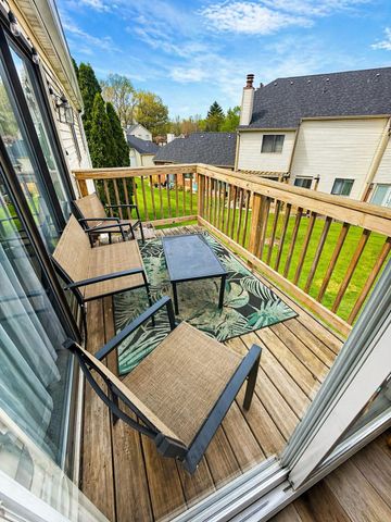 2128 Dogwood Lane, Chesterton, IN 46304