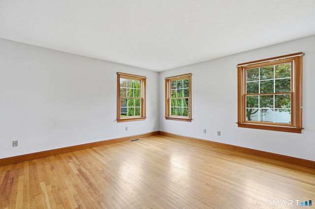 230 Lexington Road, Glastonbury, CT 06033