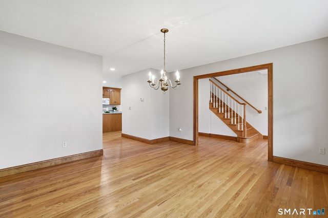 230 Lexington Road, Glastonbury, CT 06033