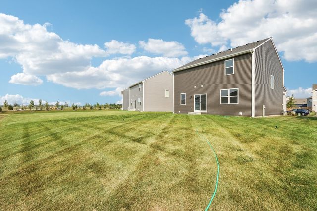 2653 Camelback Drive, Pingree Grove, IL 60140
