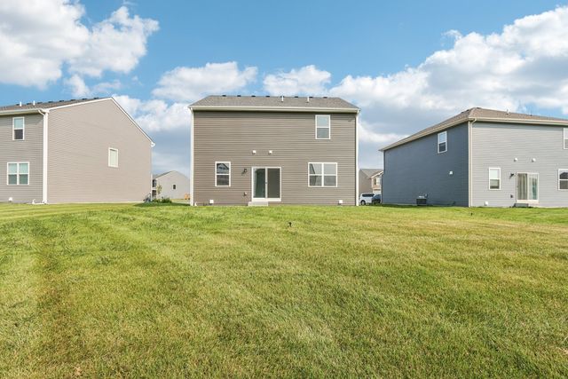 2653 Camelback Drive, Pingree Grove, IL 60140