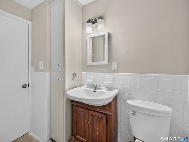 161 Broad Street, Groton, CT 06340