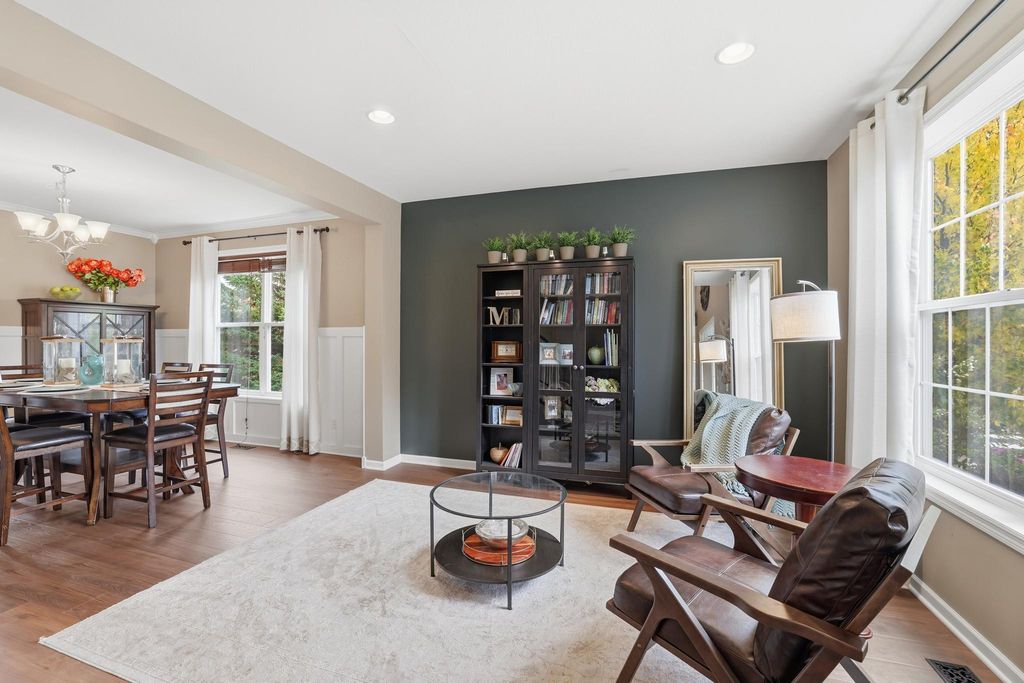 580 Eastgate Parkway, Mahtomedi, MN 55115 — photo 5