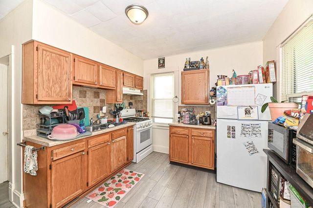 6819 25th AVENUE, Kenosha, WI 53143