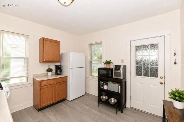 6819 25th AVENUE, Kenosha, WI 53143