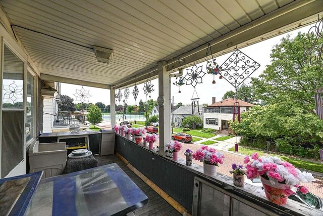 6819 25th AVENUE, Kenosha, WI 53143