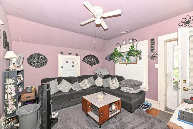 6819 25th AVENUE, Kenosha, WI 53143