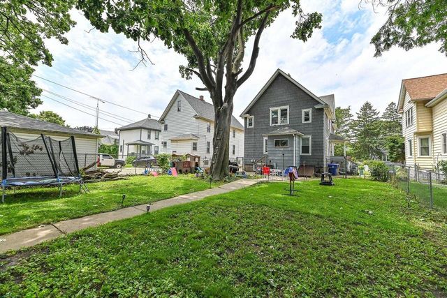 6819 25th AVENUE, Kenosha, WI 53143