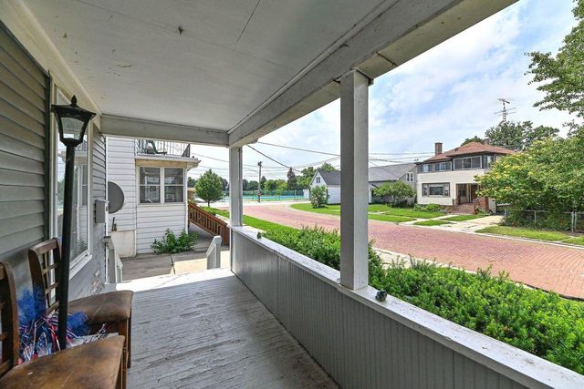 6819 25th AVENUE, Kenosha, WI 53143