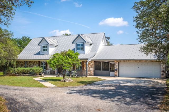 8580 SPRING BRANCH RD, Spring Branch, TX 78070