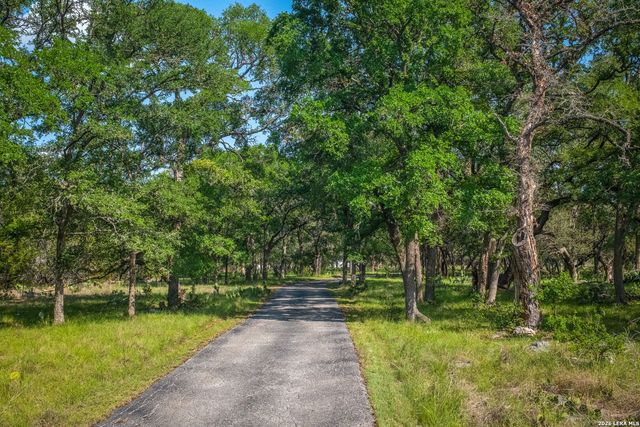 8580 SPRING BRANCH RD, Spring Branch, TX 78070
