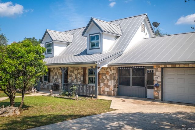8580 SPRING BRANCH RD, Spring Branch, TX 78070