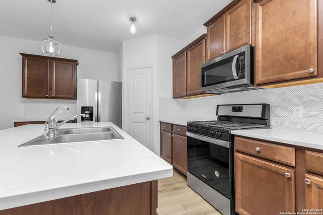 6806 Prue Rd Unit 46, San Antonio, TX 78240