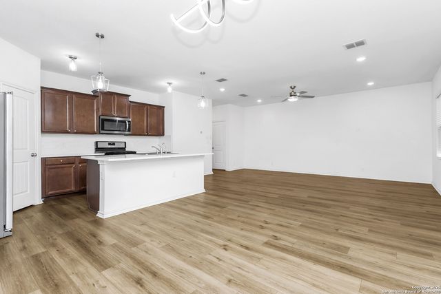 6806 Prue Rd Unit 46, San Antonio, TX 78240
