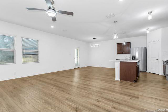 6806 Prue Rd Unit 46, San Antonio, TX 78240
