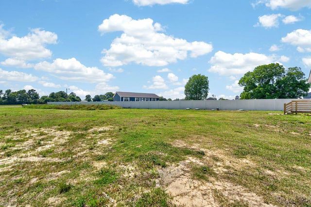 9289 Gates RD, Suffolk, VA 23437