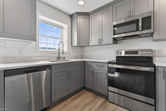 9289 Gates RD, Suffolk, VA 23437
