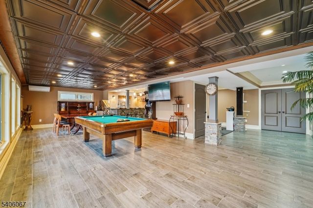 185 Summit Ave, Pompton Lakes Boro, NJ 07442