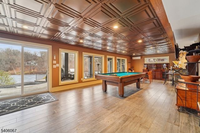 185 Summit Ave, Pompton Lakes Boro, NJ 07442