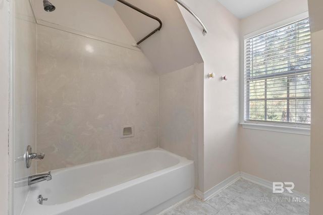 192 Ridgewood Drive, Daphne, AL 36526