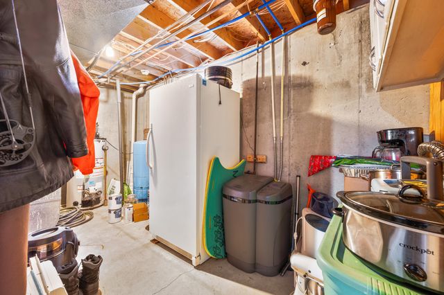 6700 S 230th Avenue, Lincoln Twp-osceola, MI 49677