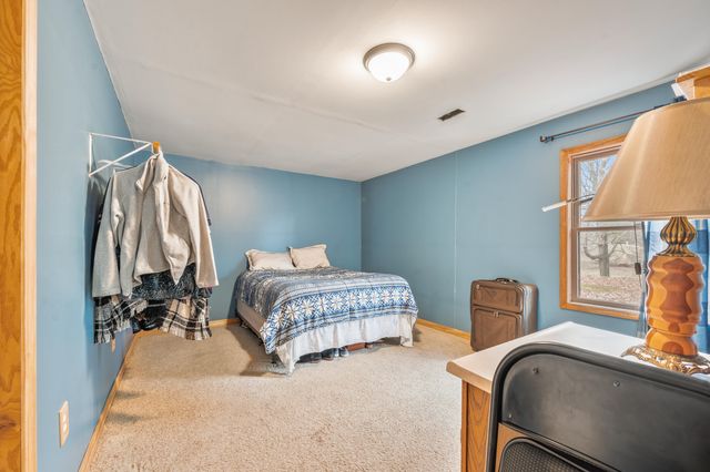 6700 S 230th Avenue, Lincoln Twp-osceola, MI 49677