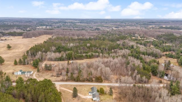 6700 S 230th Avenue, Lincoln Twp-osceola, MI 49677