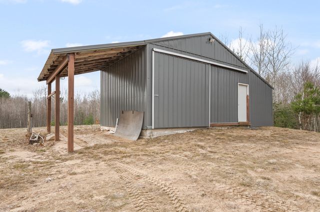 6700 S 230th Avenue, Lincoln Twp-osceola, MI 49677